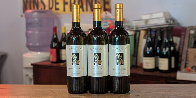 2025 Argiolas 'Is Argiolas' Vermentino